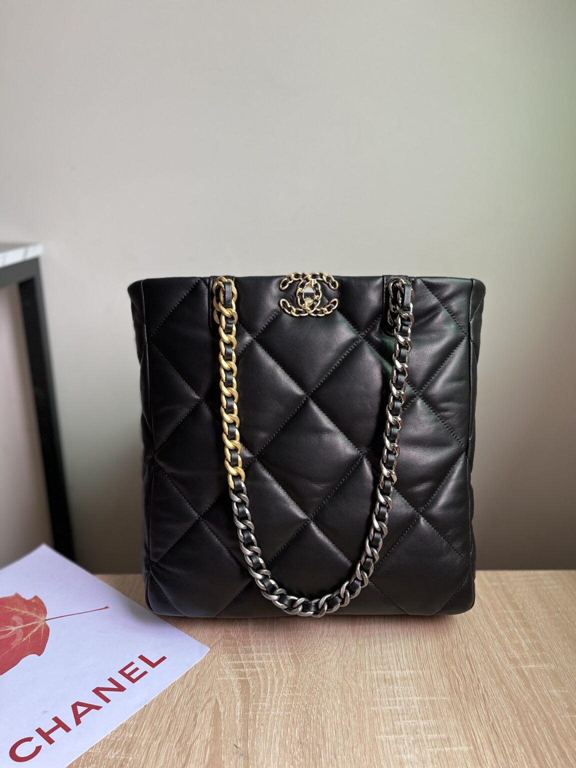 CHANEL 19 SHOPPING BAG 3519 - 画像 (10)