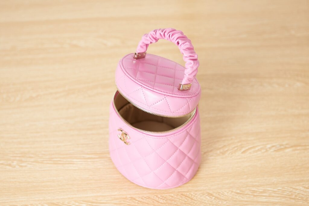 Chanel MINI CHANEL 22S AS2730 - 画像 (6)
