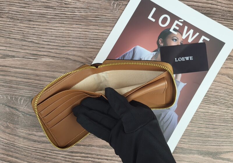 LOEWE 財布 4 zm 94920 - 画像 (6)
