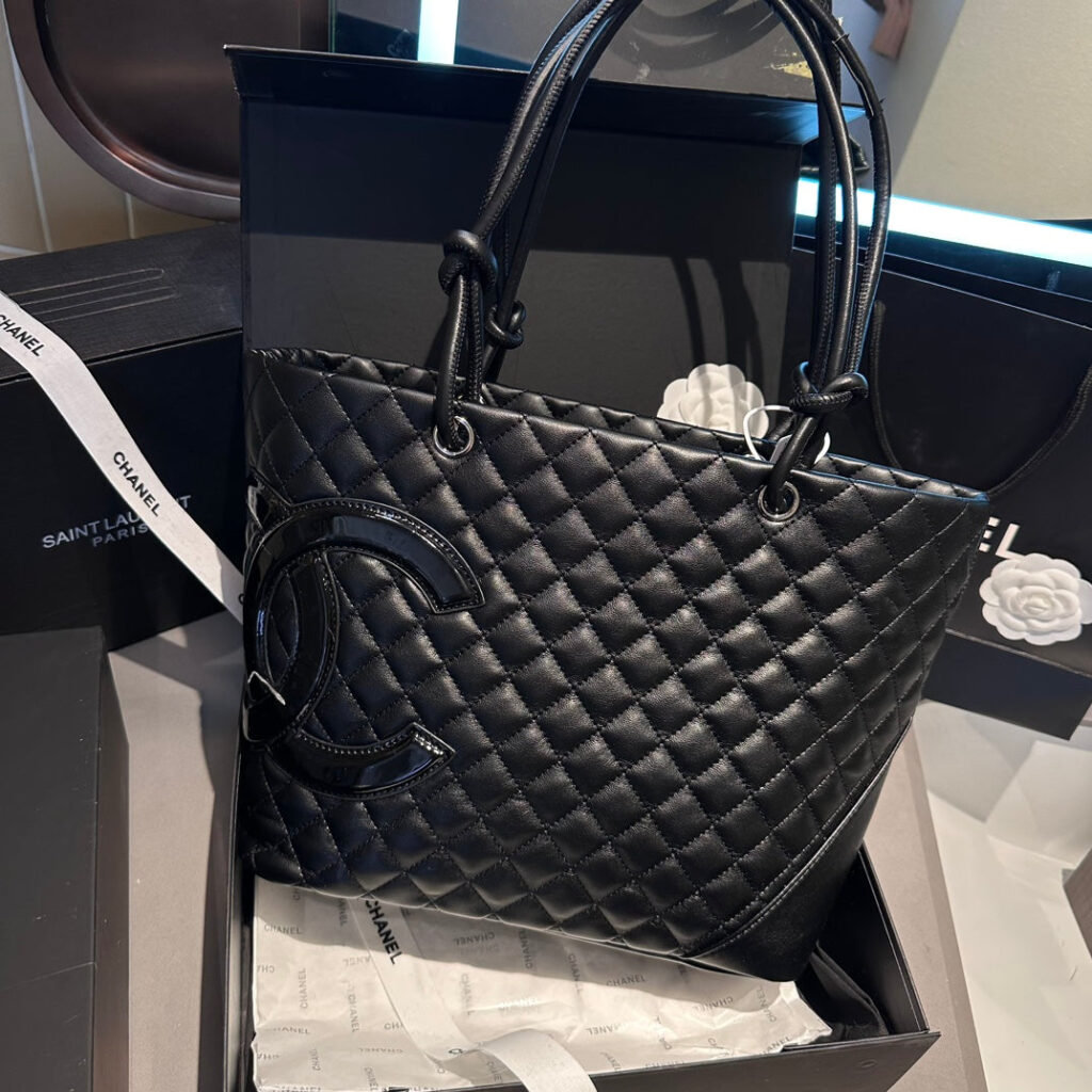 【トレンドのバイカラー♪】CHANEL シャネル ショルダーバッグ - 画像 (10)