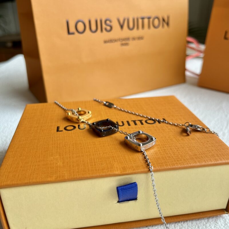 LOUIS VUITTON（ルイヴィトン）BOLD ネックレス - 画像 (9)