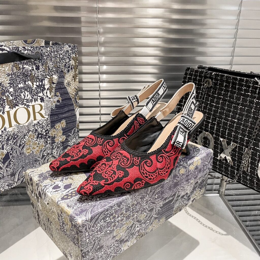 DIOR 新作刺繍ハイヒール 10zm 95759 - 画像 (4)
