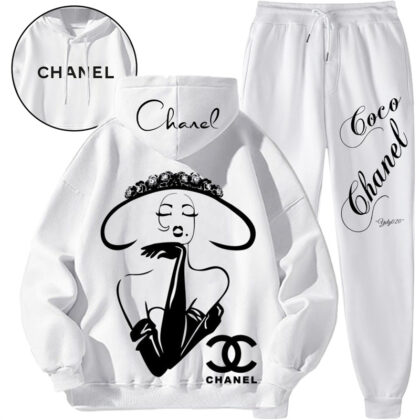 【 Chanel】シンプルなデザインのおしゃれな女性の超流行のパーカーのスーツです