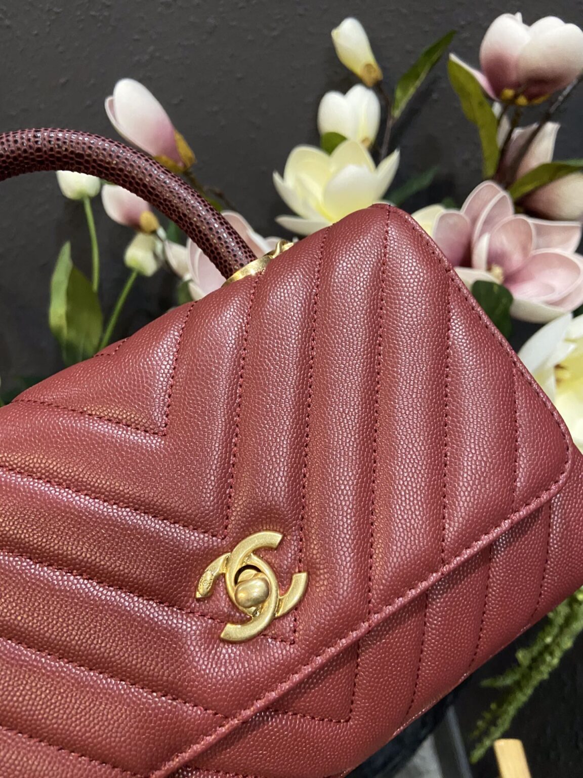 Chanel Cowhide handbag A92990 - 画像 (4)