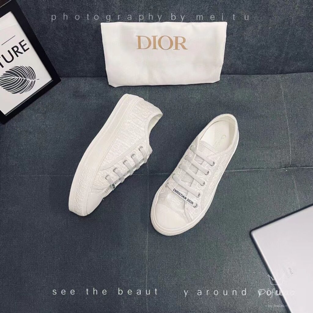 DIOR スーパー刺繍アルファベットスニーカー 12 zm94831