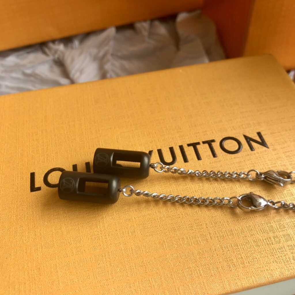 Louis Vuitton（ルイヴィトン） ヘッドフォンネックレス M00529 - 画像 (9)