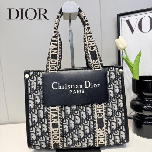DIOR本革バッグ39 SS102482