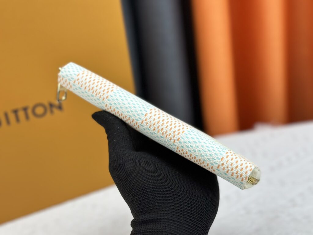 LV Louis Vuitton 新作財布です 67 zm 95523 - 画像 (6)