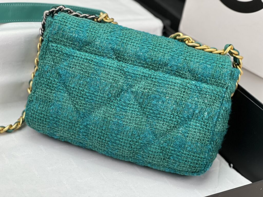 CHANEL 19 HANDBAG AS1161 - 画像 (17)