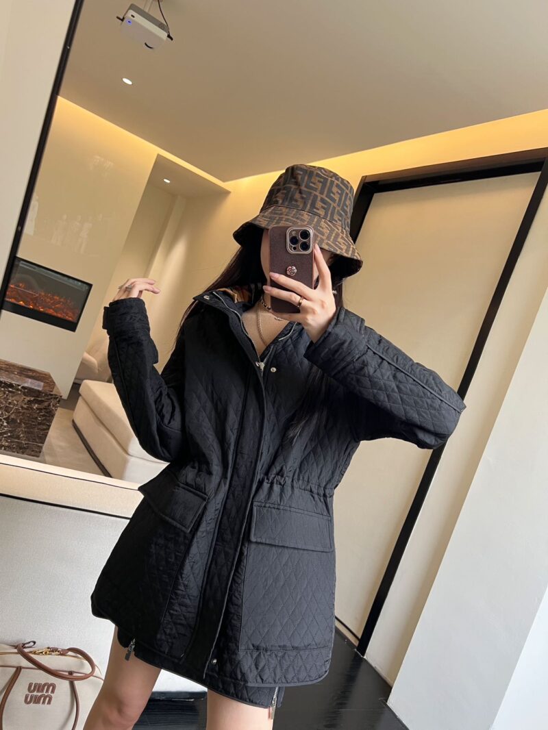 BURBERRY ダウンジャケット SS96785 - 画像 (10)