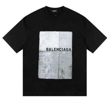 Balenciaga outside door 90881