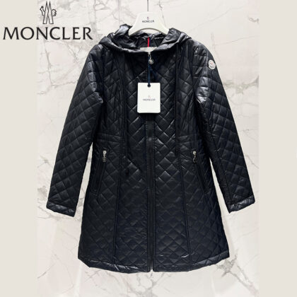 MONCLER ダウンジャケット SS96783