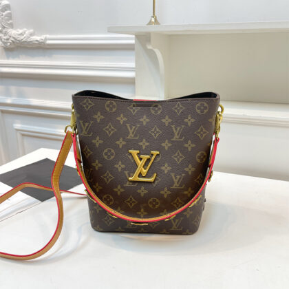 LV LOUIS VUITTONバッグ 50 SS105207