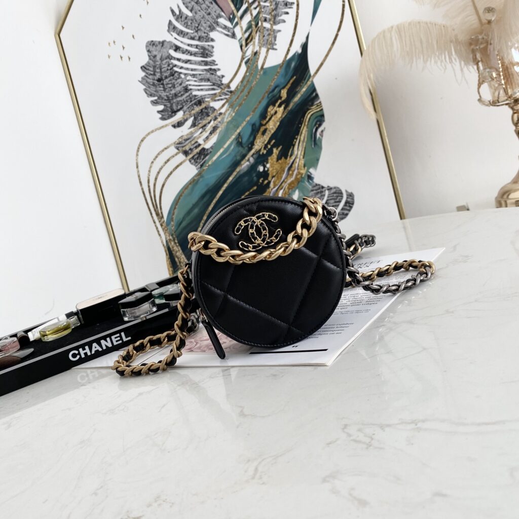 CHANEL 19 CLUTCH WITH CHAIN 0945 - 画像 (10)