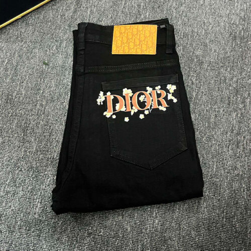 DIOR刺繡入りのトレンディジーンズ 02 SS102437