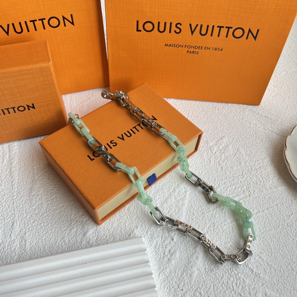 LOUIS VUITTON（ルイヴィトン）MONOGRAM CHAINネックレス - 画像 (6)
