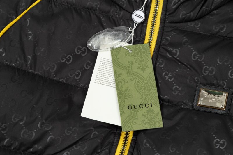 【Gucci】【全国送料無料】【即日出荷】数量限定発売 ダウンジャケット - 画像 (6)