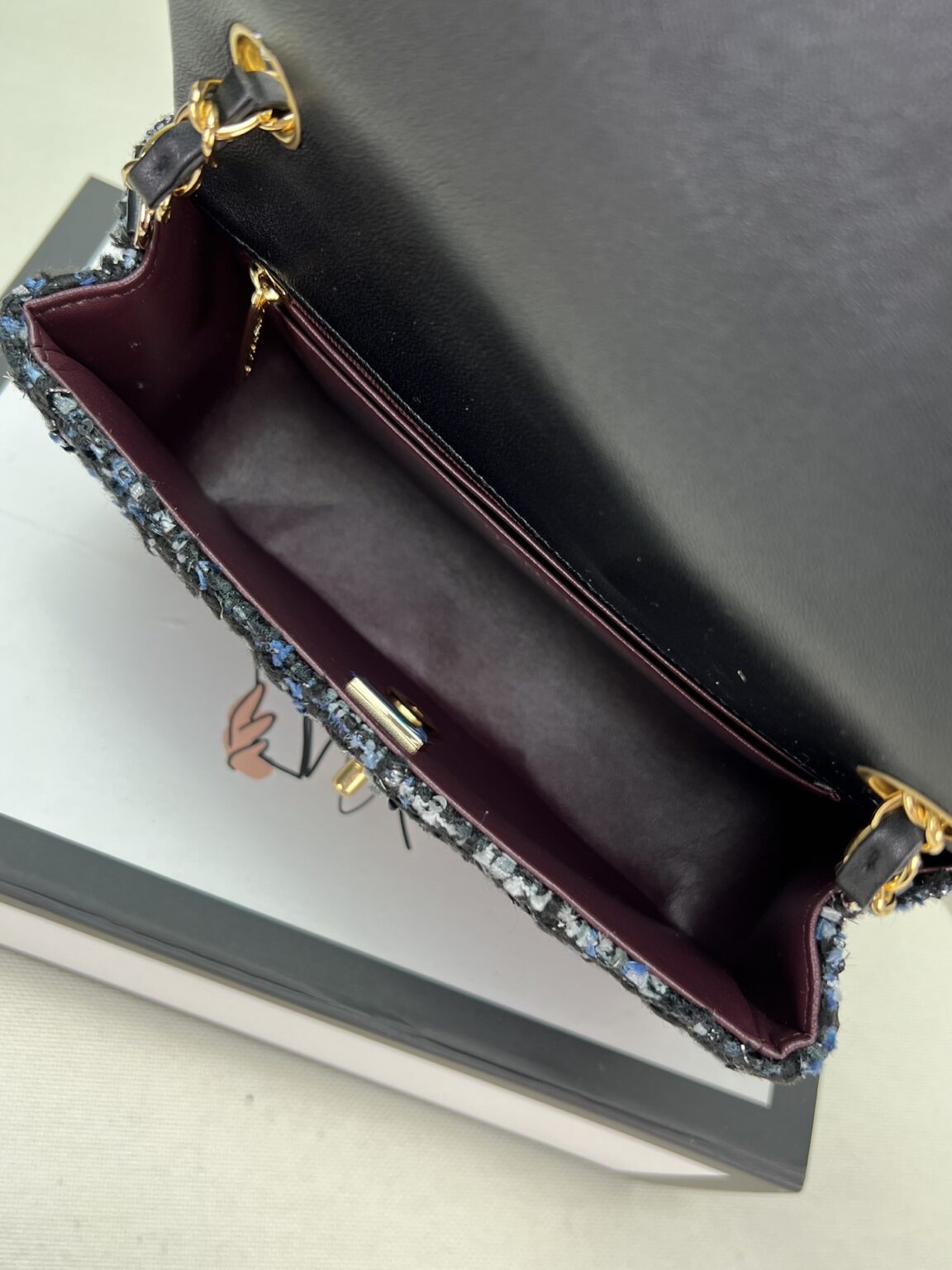 Chanel MINI CLASSIC FLAP BAG 1116 - 画像 (15)