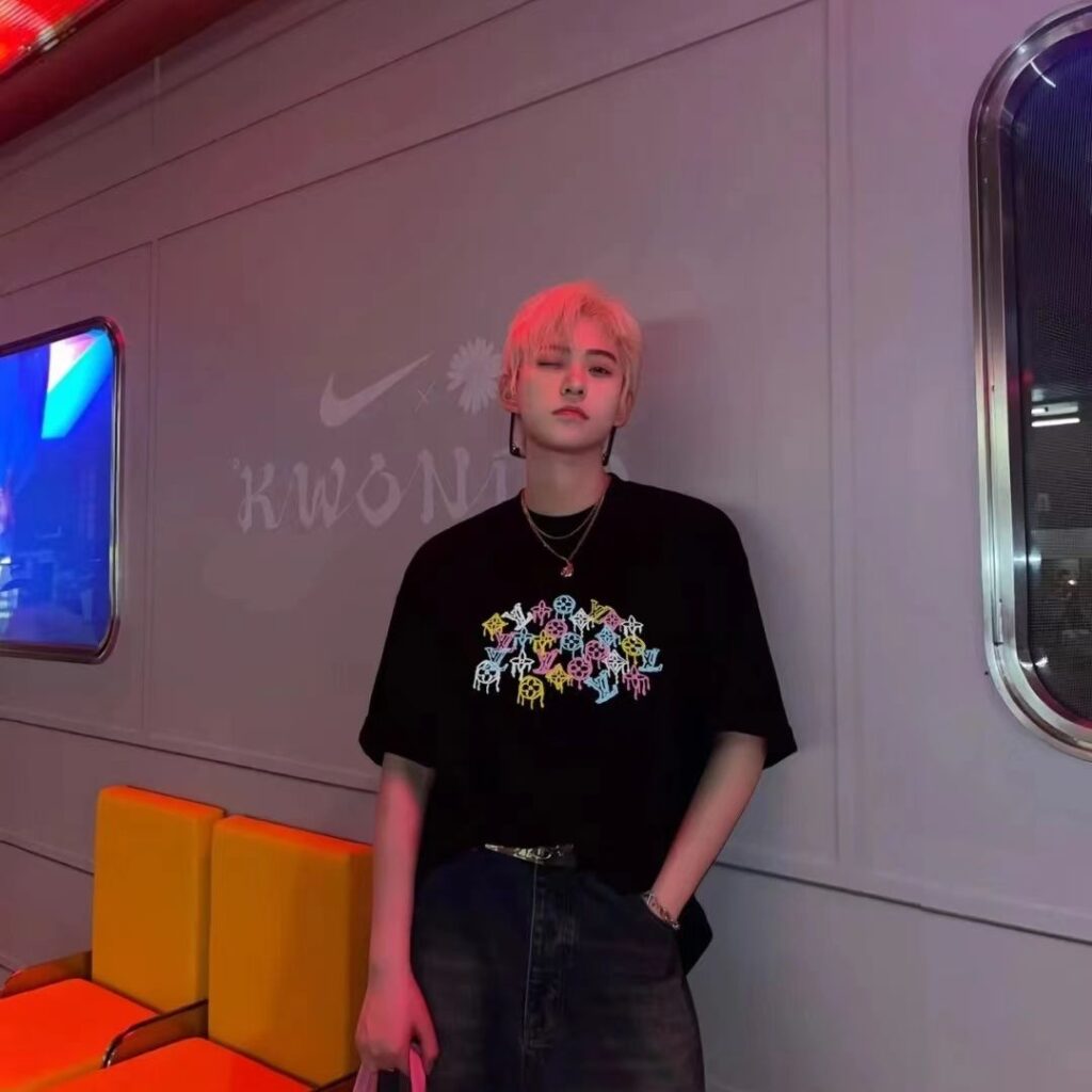 【LOUIS VUITTON 公式旗艦店】ルイヴィトン Tシャツ ご好評に付き再入荷！ - 画像 (6)