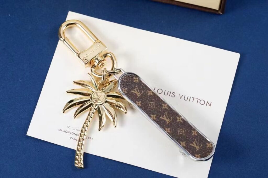 LV Louis Vuitton バッグペンダント キーホルダー 46 zm - 画像 (2)