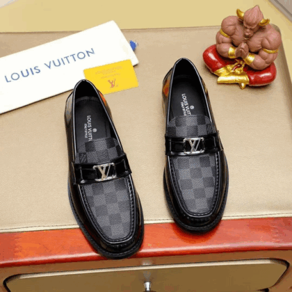 Louis Vuitton ルイビトンローファー