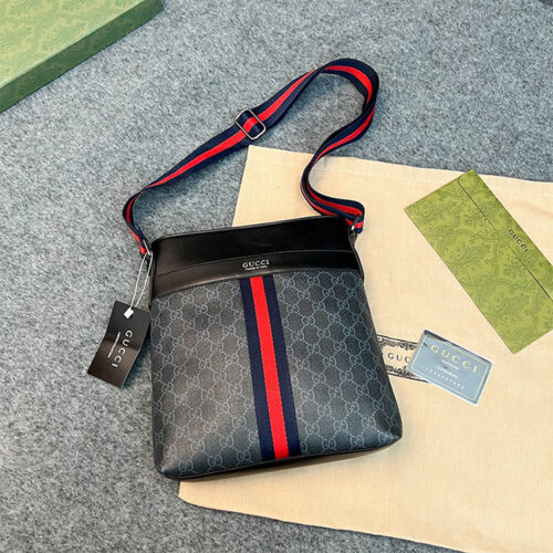 GUCCIメンズクロスボディバッグ 22 al 93807