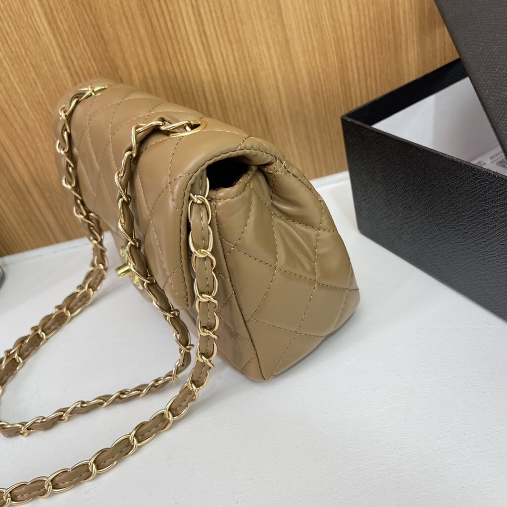 CHANEL スタイリッシュなバッグ 01 zm - 画像 (6)