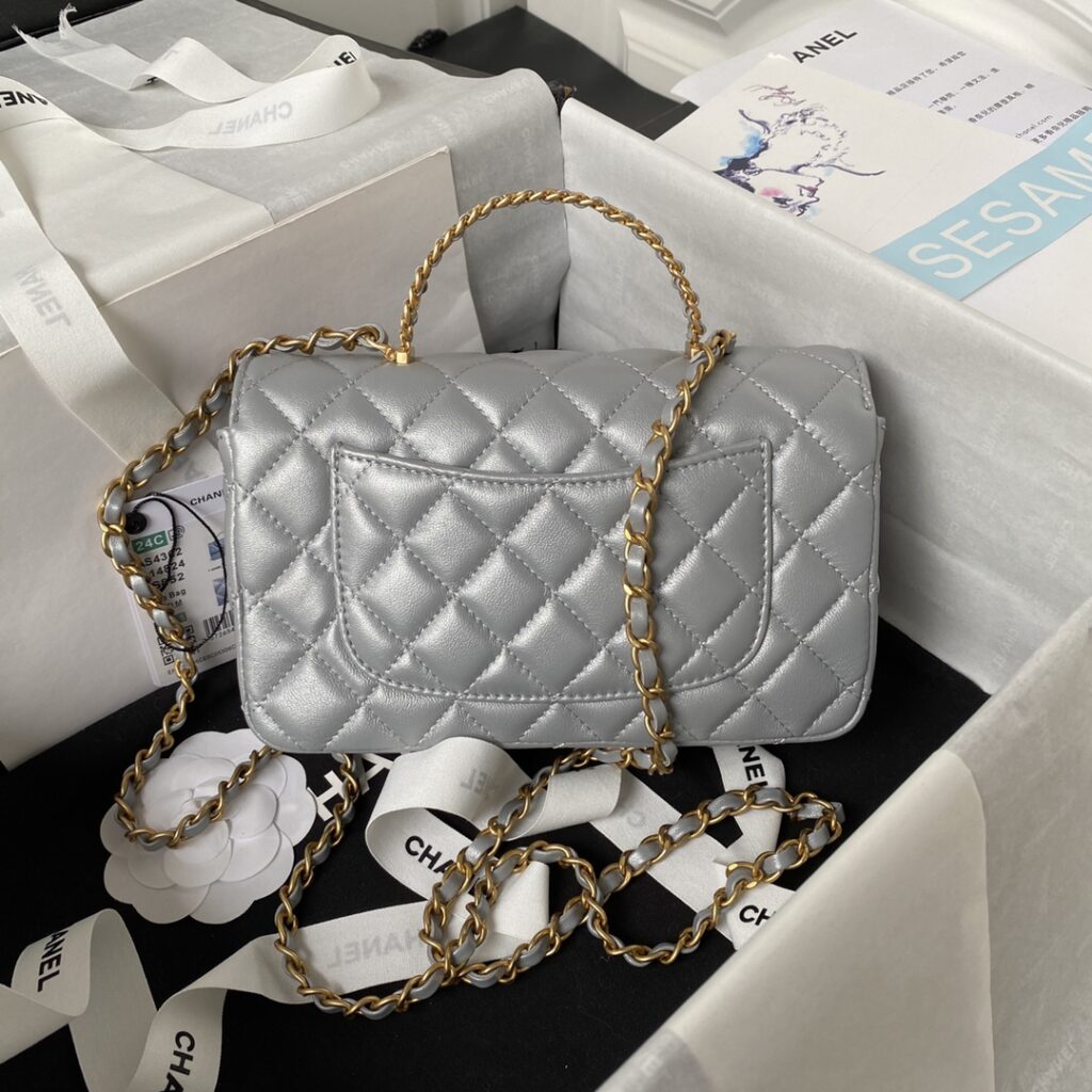 Chanel❄️24C 🔅AS4362 diamond letter handle mini CF - 画像 (2)