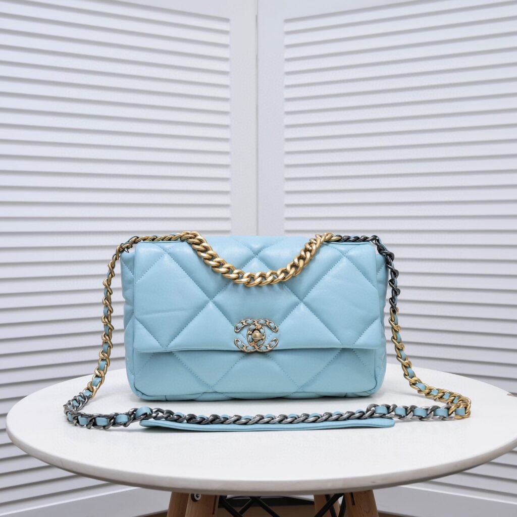 CHANEL 19 AS1160 19BAG - 画像 (16)