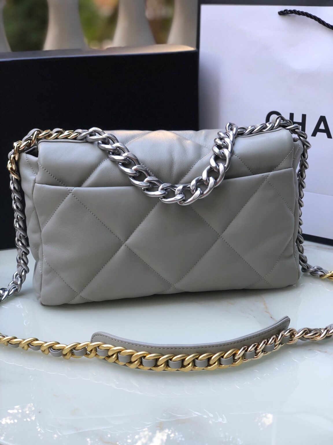 Chanel 19 medium 1161 - 画像 (9)