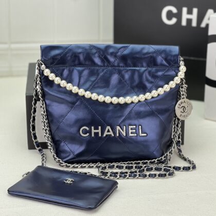CHANEL 22 3989