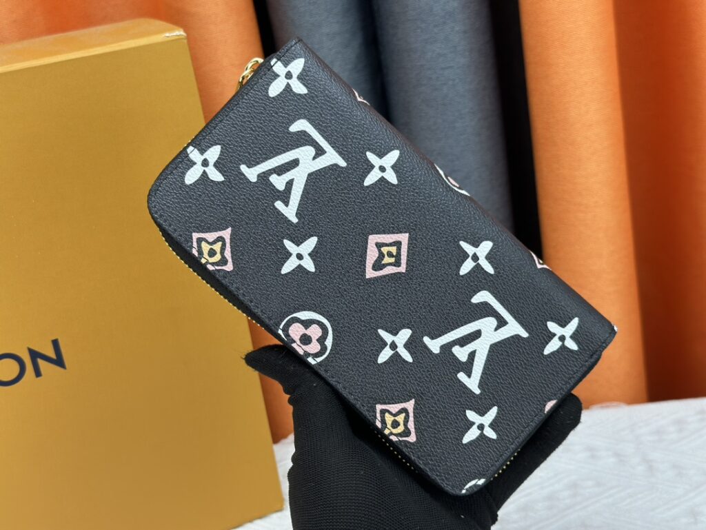 LV Louis Vuitton 新作財布です 21 zm 95521 - 画像 (2)