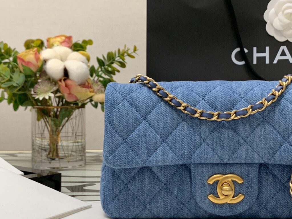 Chanel bag - 画像 (2)