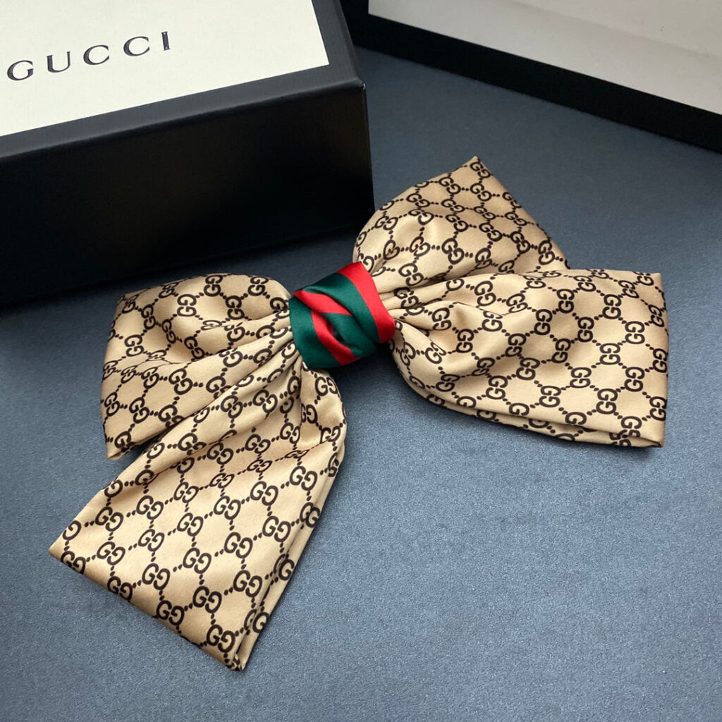 GUCCIモノグラム ボウ スプリング クリップ SS - 画像 (3)