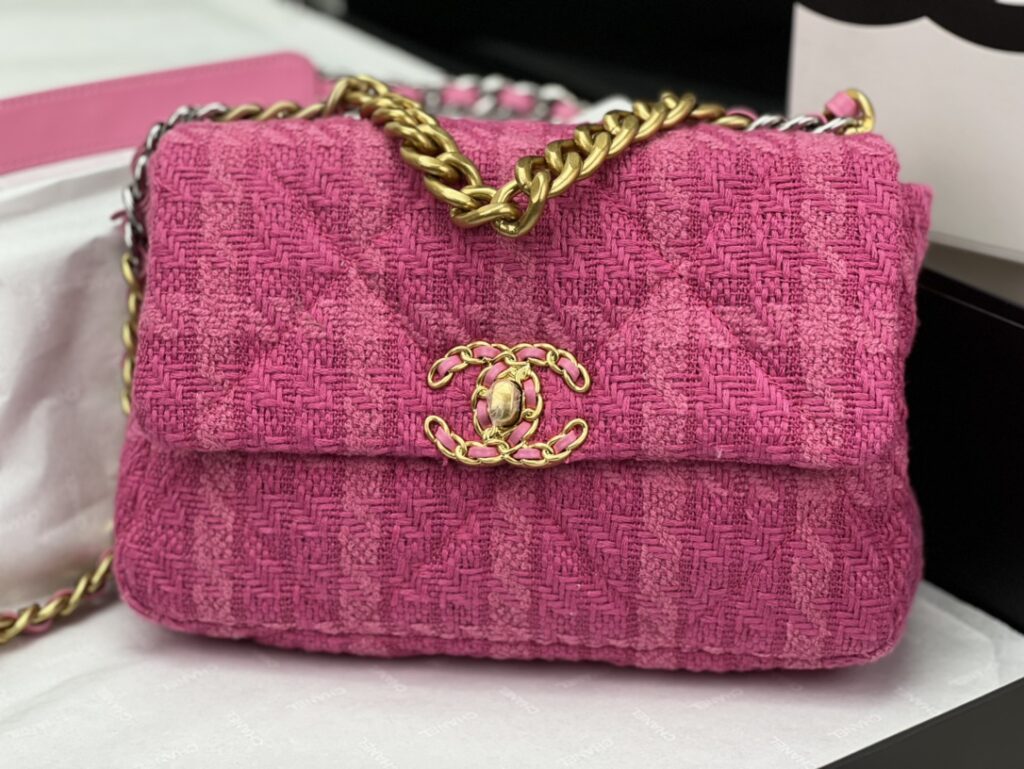 CHANEL 19 HANDBAG AS1161 - 画像 (2)