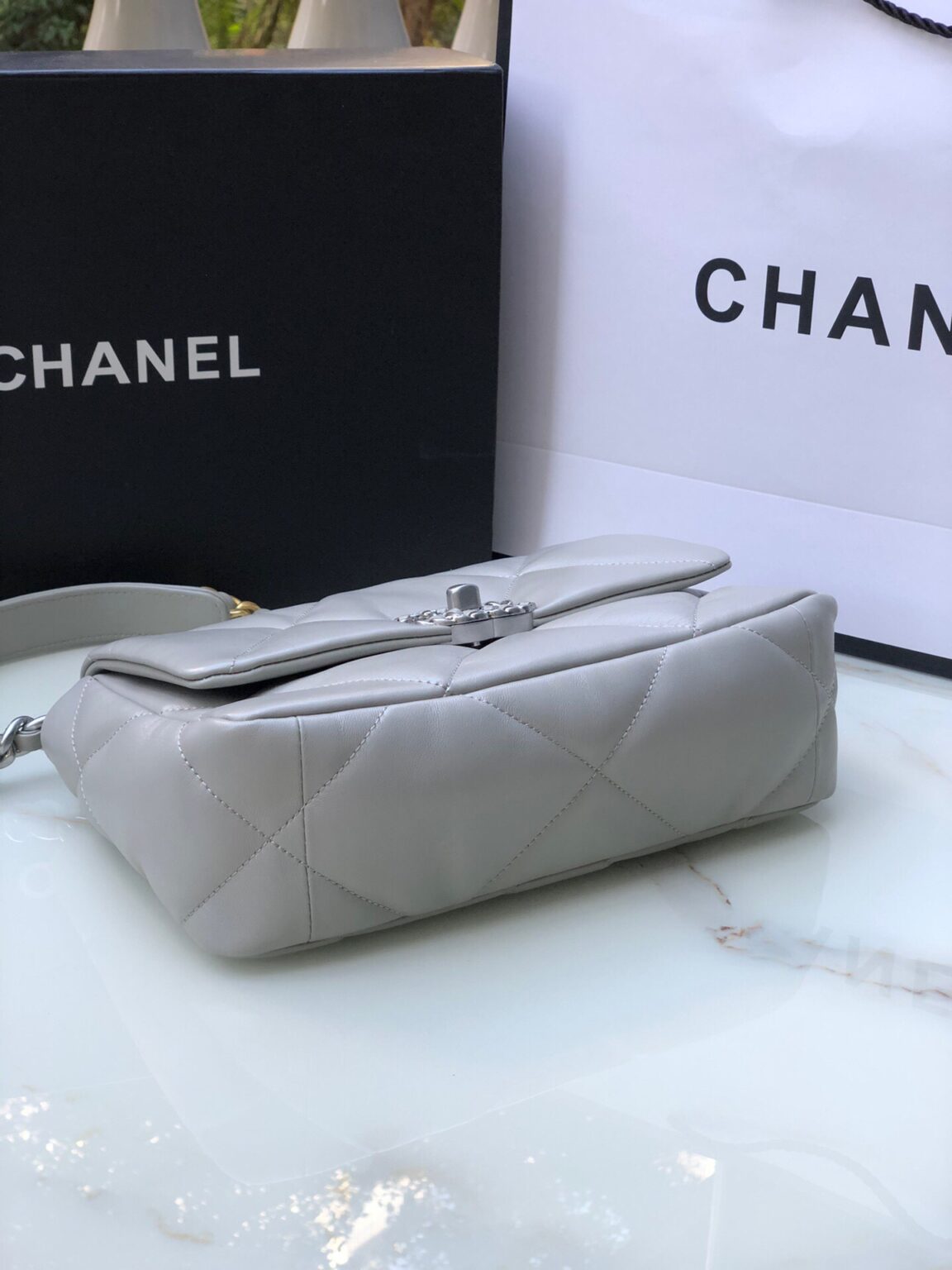 Chanel 19 small 1160 - 画像 (4)