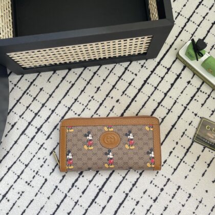 GUCCI 新作財布です 11 zm 95519