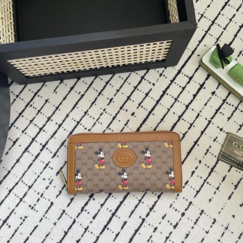 GUCCI 新作財布です 11 zm 95519