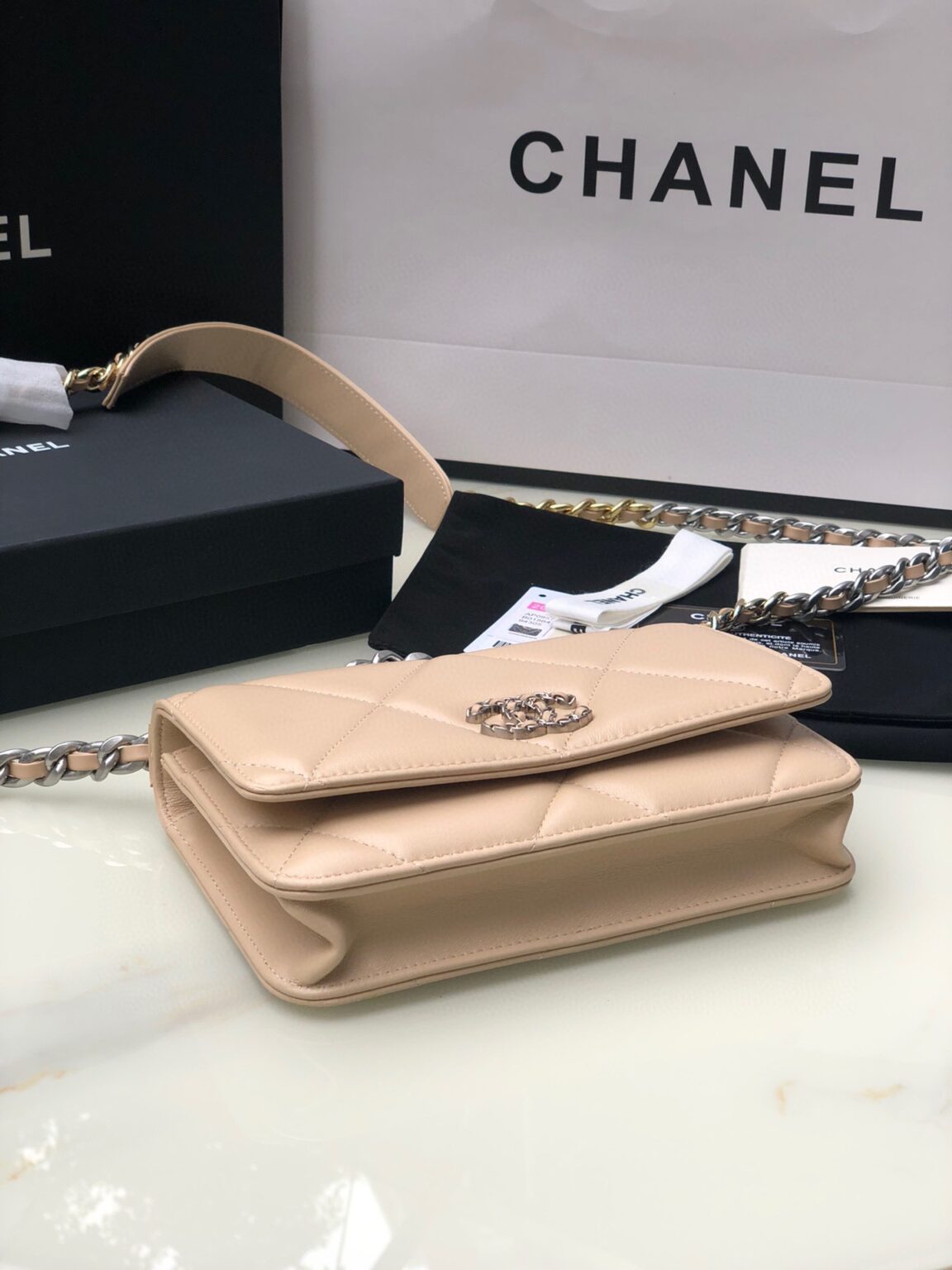 CHANEL 19 WALLET ON CHAIN 0957 - 画像 (2)