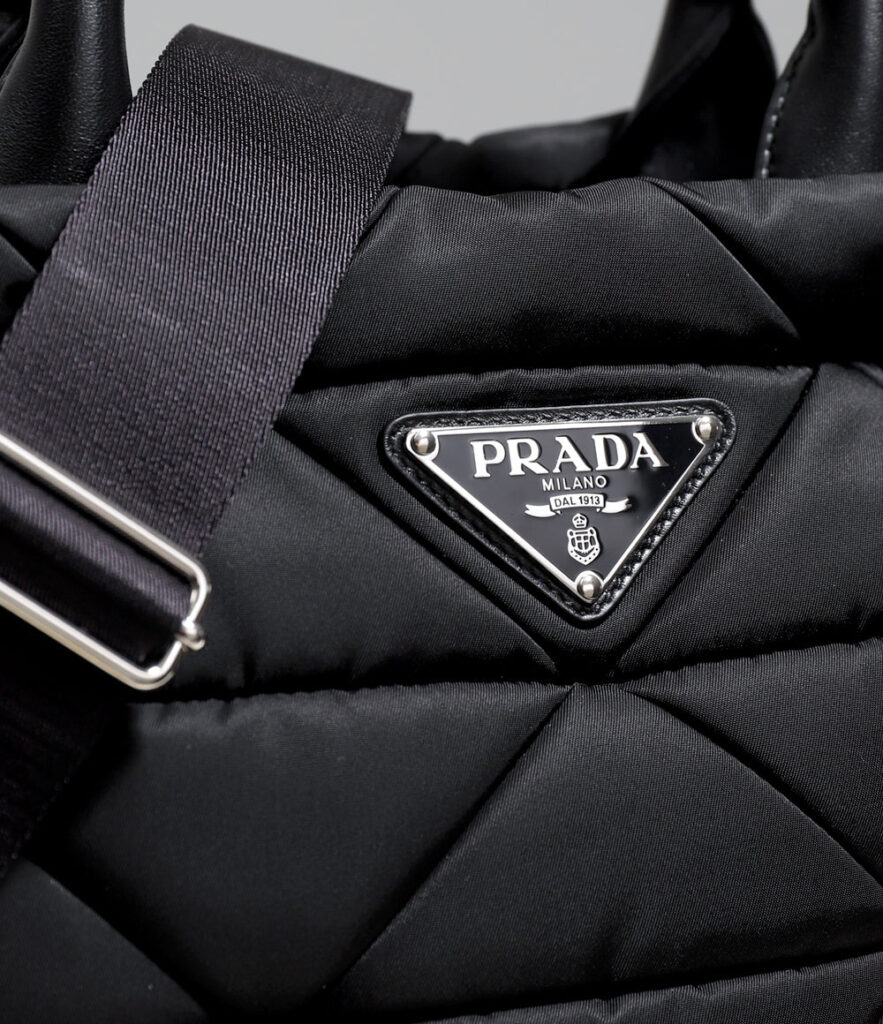 PRADA Re-Nylon ミディアム パデッドトートバッグ - 画像 (6)