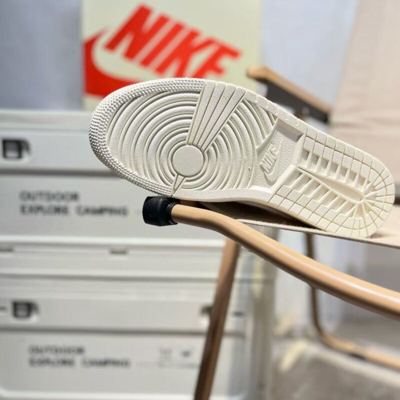 Travis Scott x Fragment Design x Supreme x Stussy x Air Jordan 1 Low OG - 画像 (7)