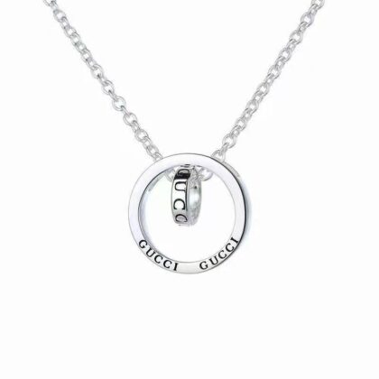 GUCCI（グッチ）ネックレス