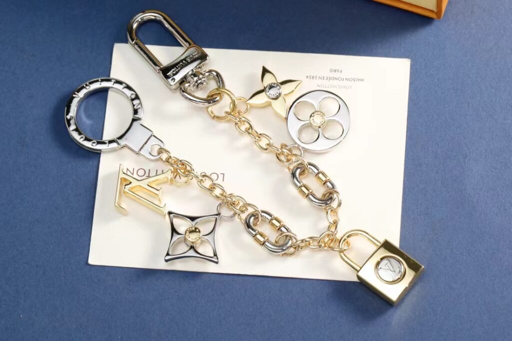 LV Louis Vuitton バッグペンダント キーホルダー 74 zm - 画像 (2)