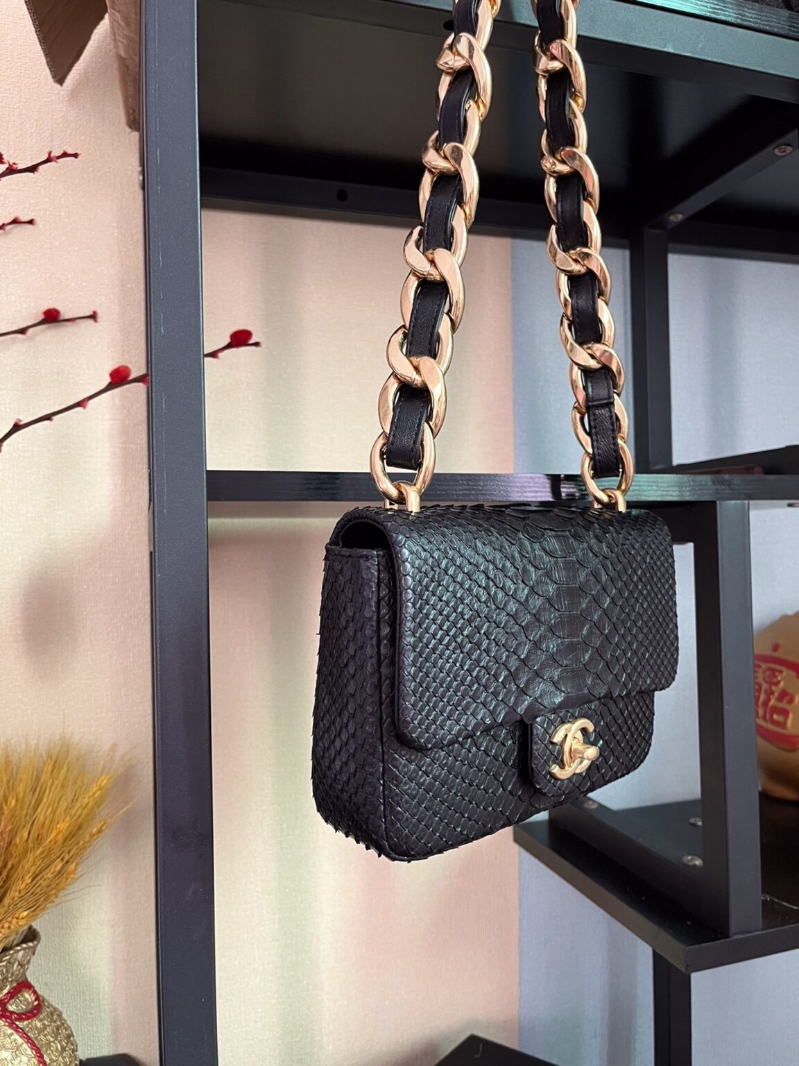BOLSA CHANEL 2.55 PYTHON FLAP BAG AS3214 - 画像 (9)