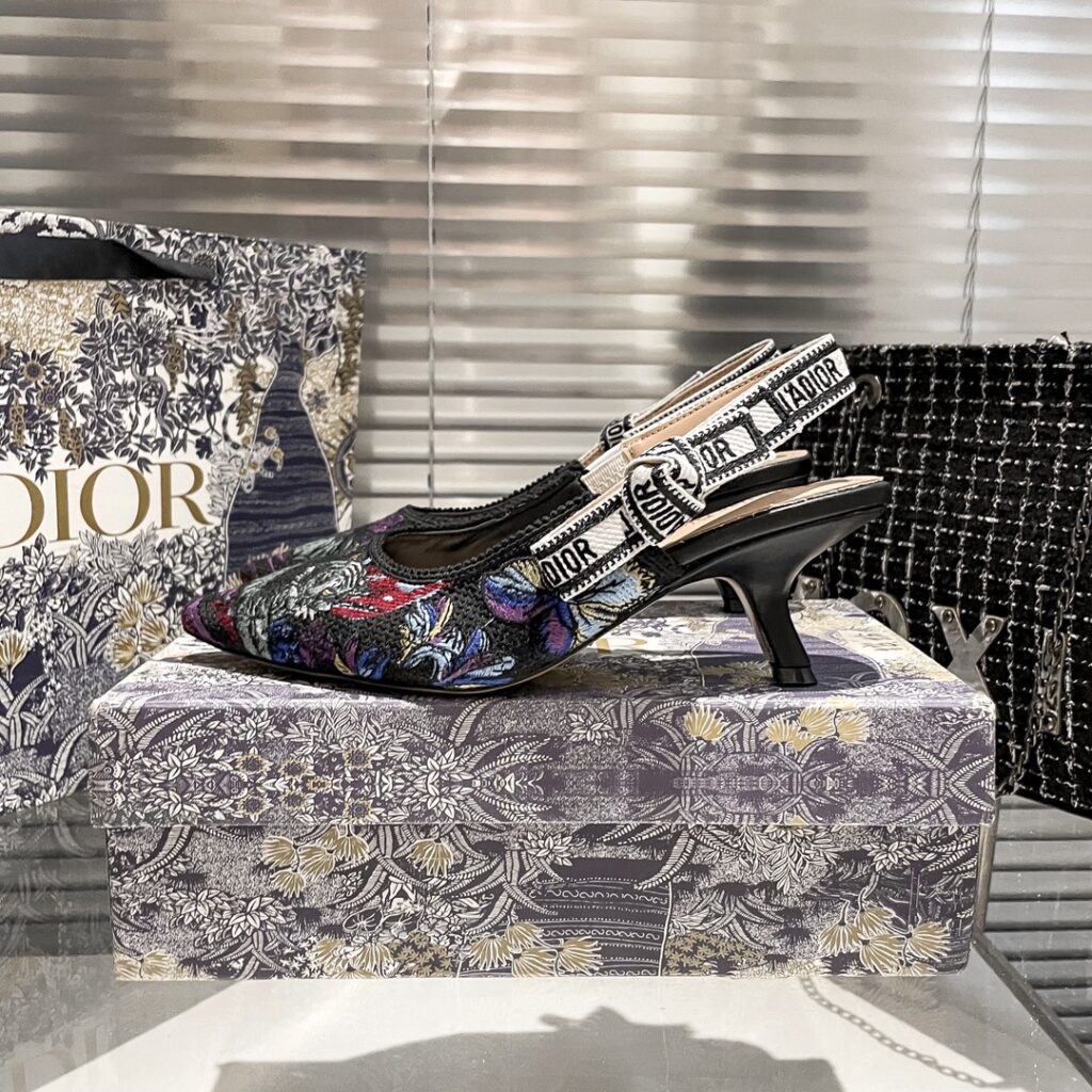 DIOR 新作刺繍ハイヒール 09zm 95759 - 画像 (8)