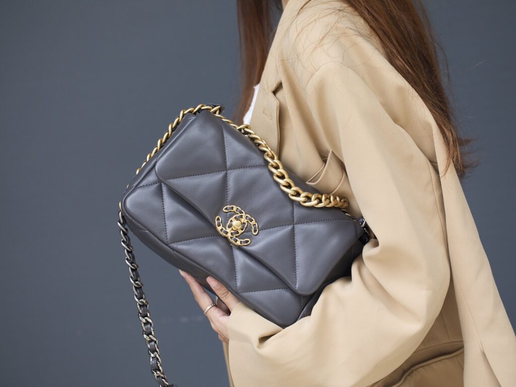 Chanel 19 26CM - 画像 (5)