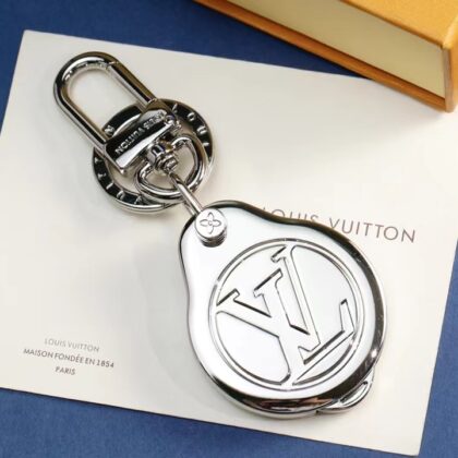 LV Louis Vuitton バッグペンダント キーホルダー 77 zm
