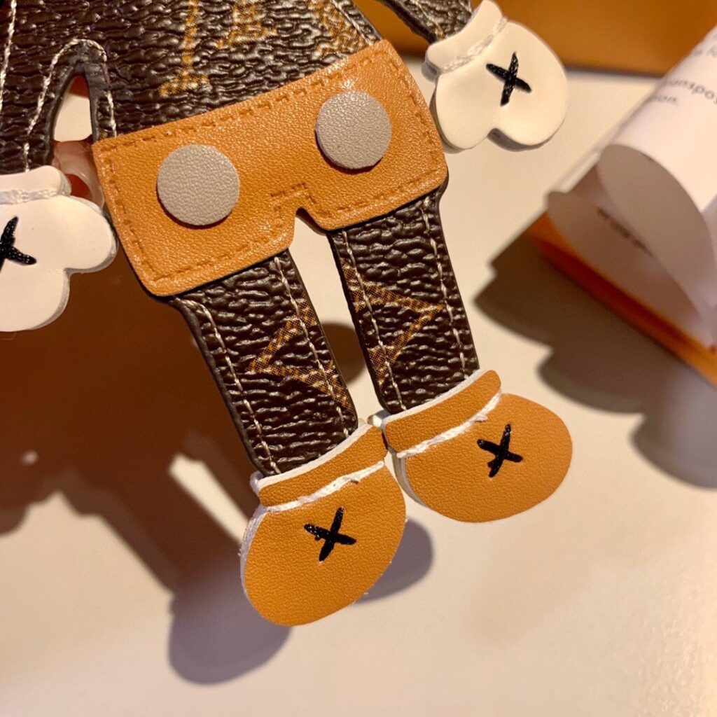 LOUIS VUITTON（ルイヴィトン）KAWS キーホルダー - 画像 (6)