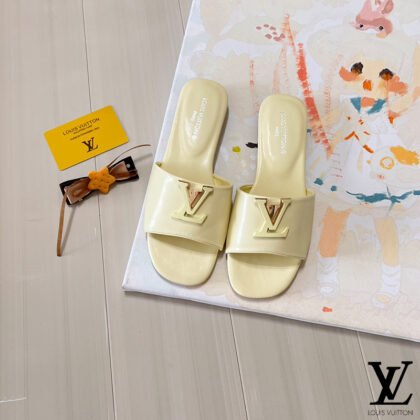 LV Louis Vuittonスリッパ06 SS94130
