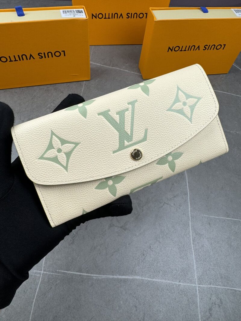 LV Louis Vuitton 新作財布です 5 zm 95518